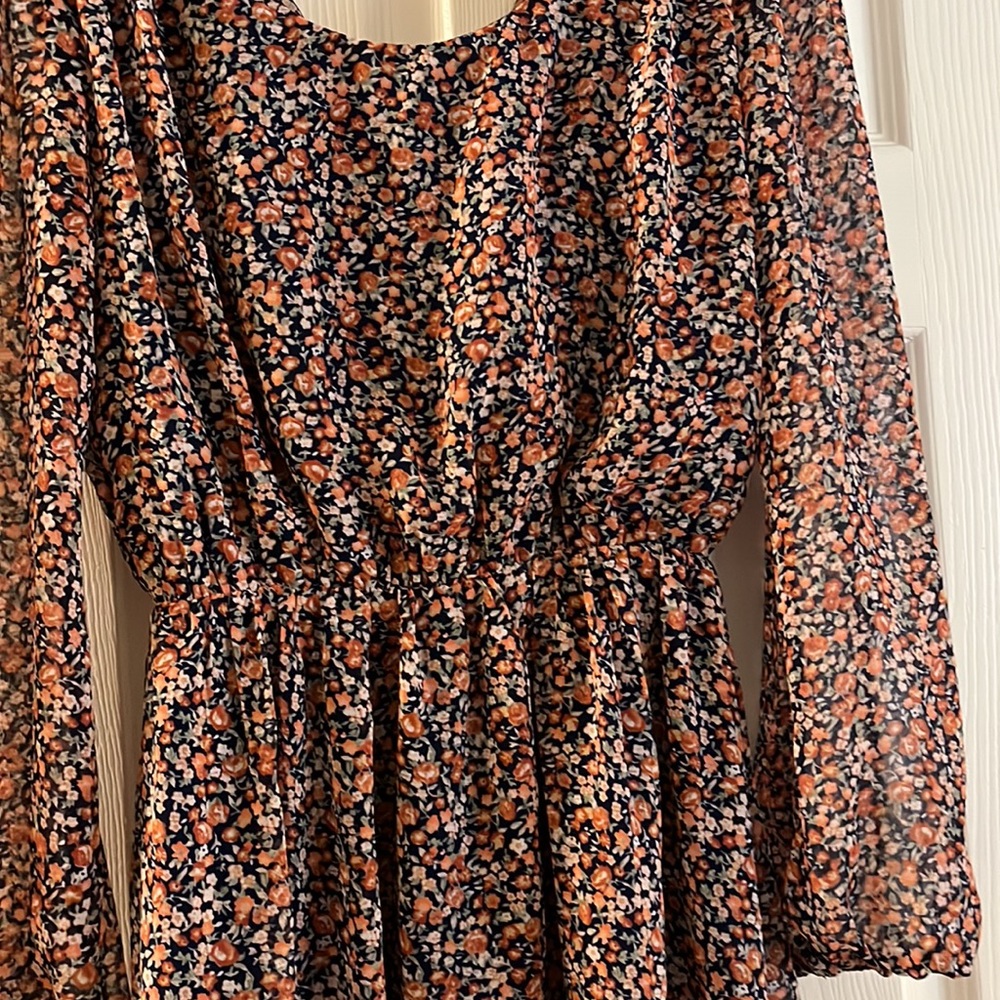 Adorable Floral Long Sleeved Dress - Picture 2 of 5